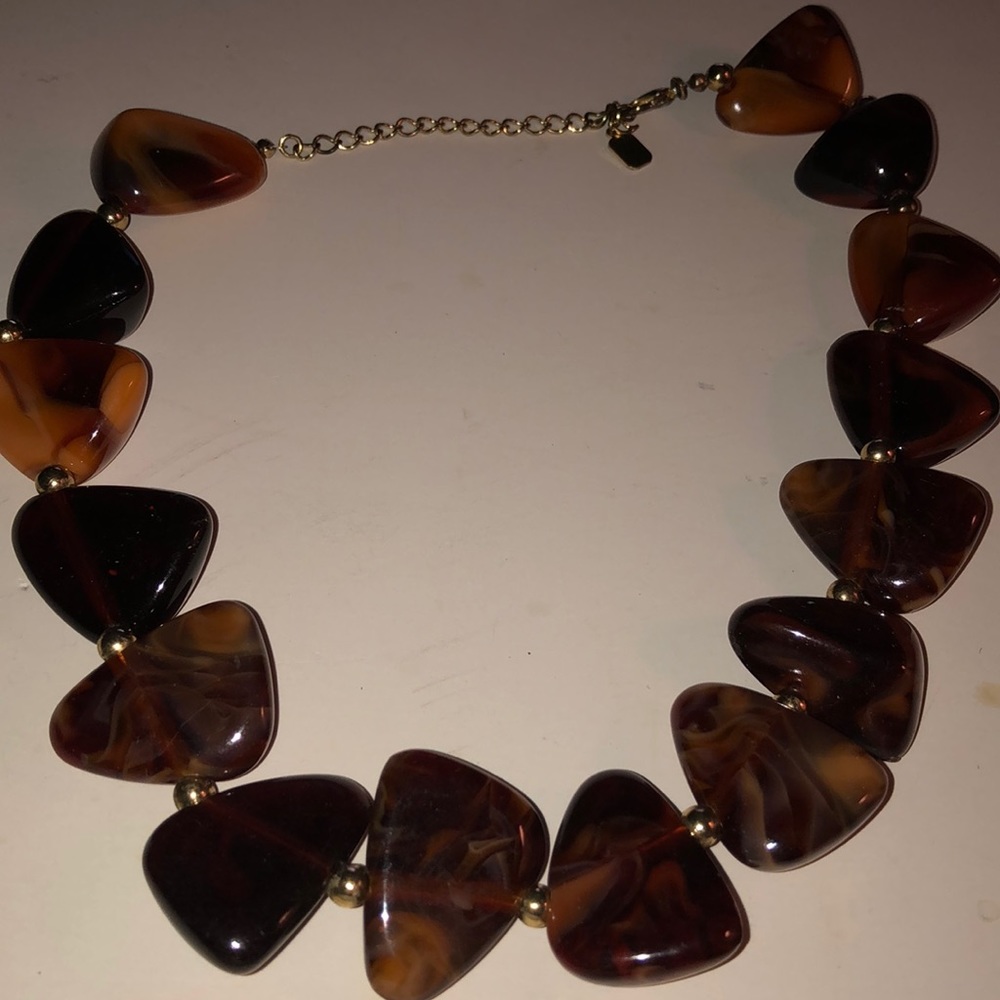Big chunky 2 tone brown bead choker marked lucite